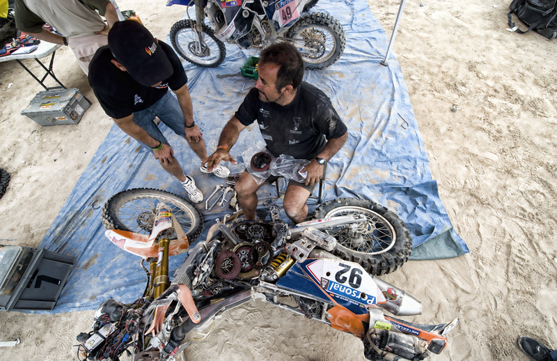 Illustration for article titled Gallery: 2010 Dakar Rally Argentina